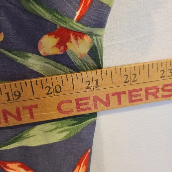 Tommy Bahama Womens Large 100% Silk Tropical Floral Camp Shirt Blue L 12/14 - Picture 6 of 6